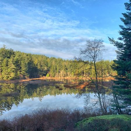 Otter'S Pond Bed And Breakfast Eastsound Exterior photo